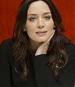 102.jpg