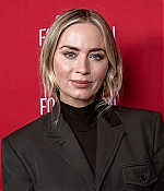 DEB-015.jpg