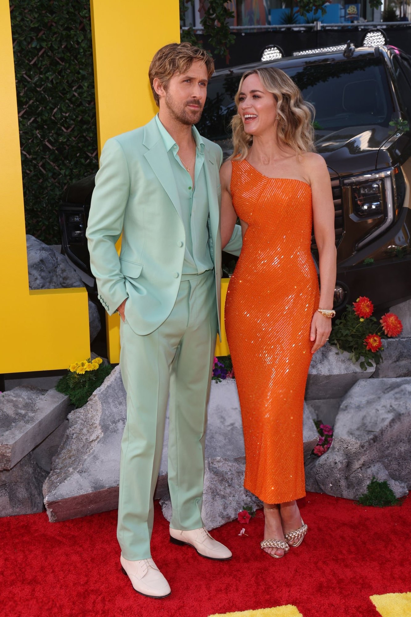DEB-300.jpg DEB-300.jpg