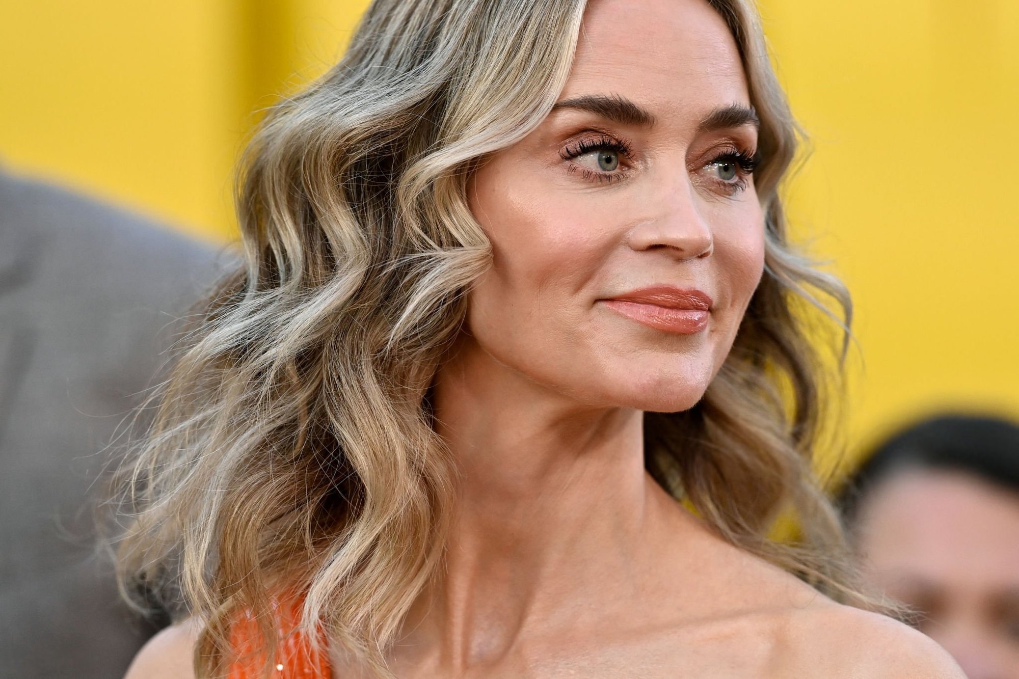 DEB-423.jpg