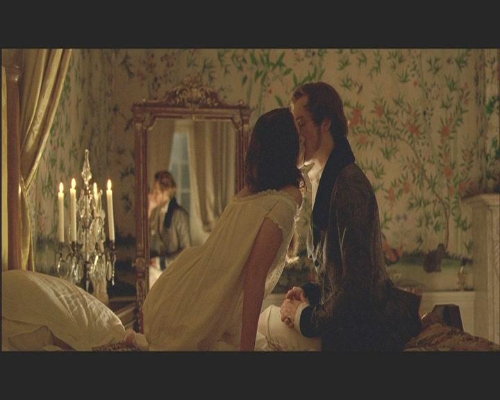 caps247.jpg