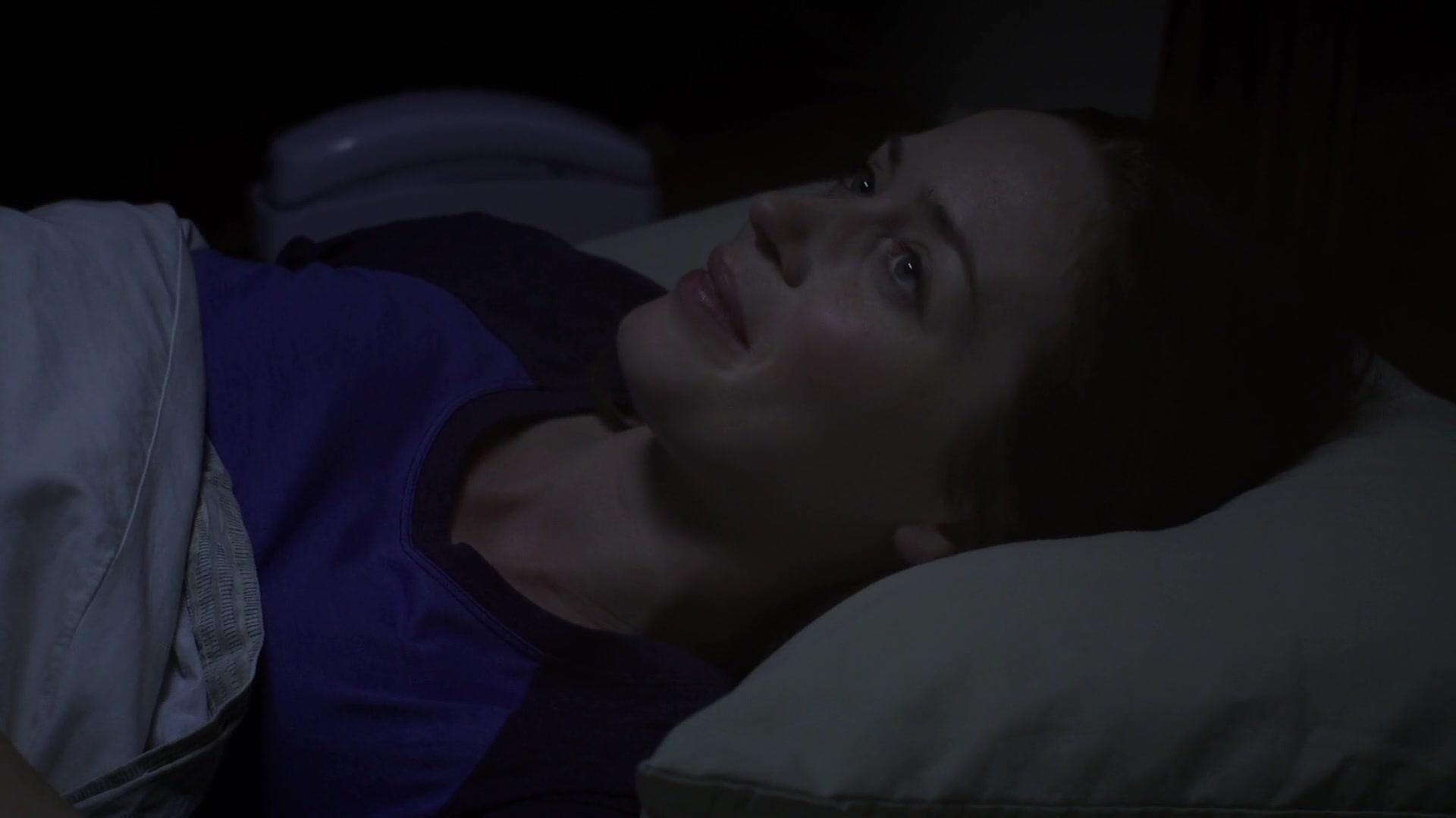 caps0991.jpg caps0991.jpg